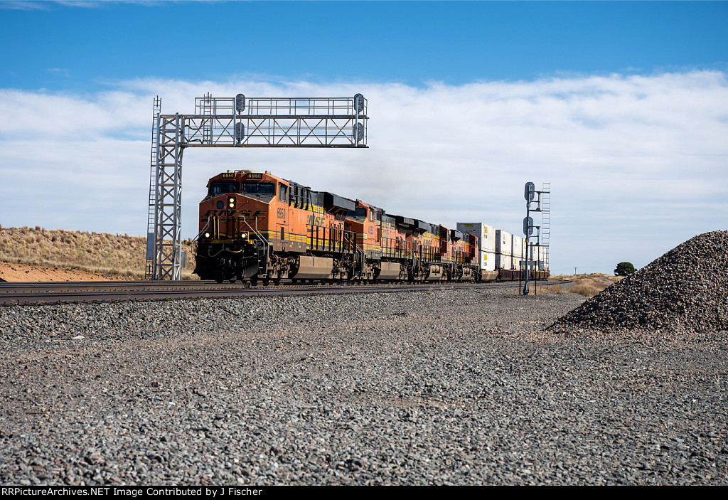 BNSF 6950